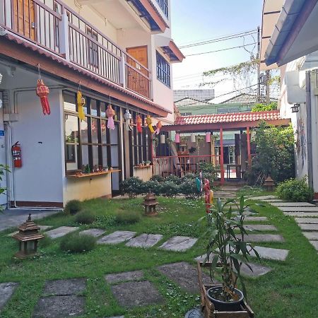 We Chiang Mai Guesthouse 2 Zewnętrze zdjęcie