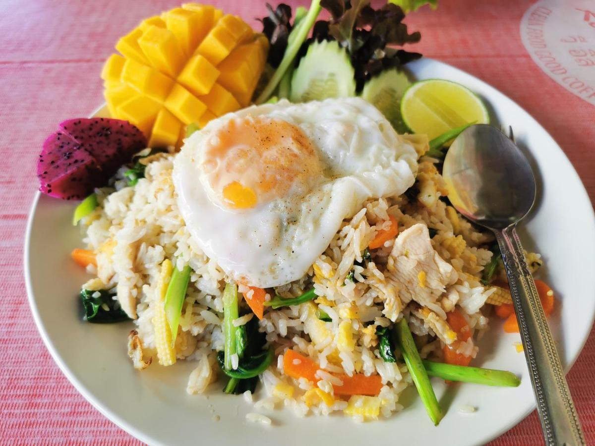 We Chiang Mai Guesthouse 2 Zewnętrze zdjęcie